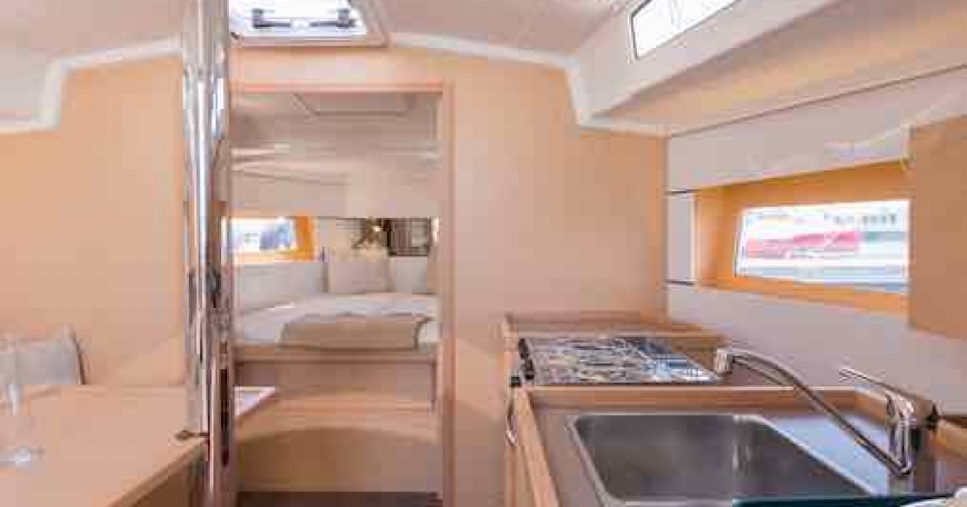 Oceanis 38.1 (port Gocek)