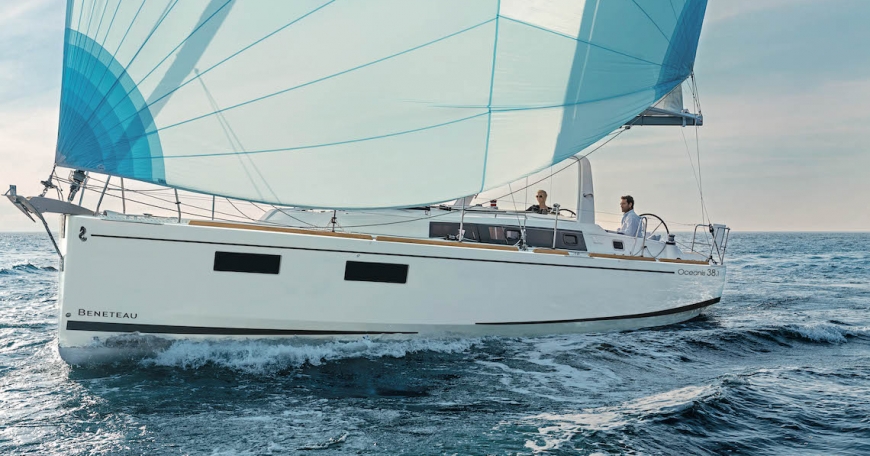 Oceanis 38.1 (port Gocek)